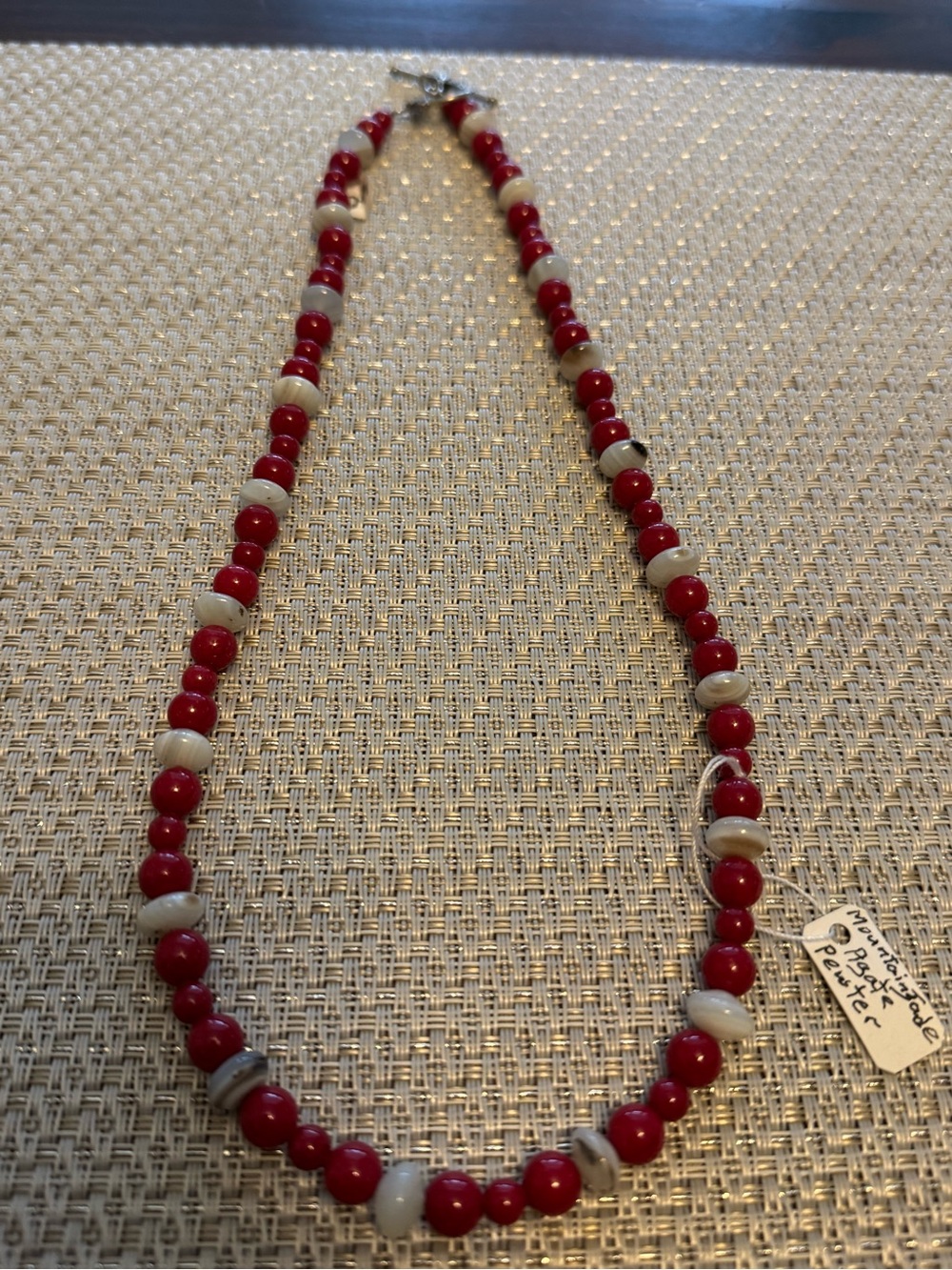 23” Mountain Jade and Agate Beaded Necklace w Beautiful Dragonfly Toggle Clasp